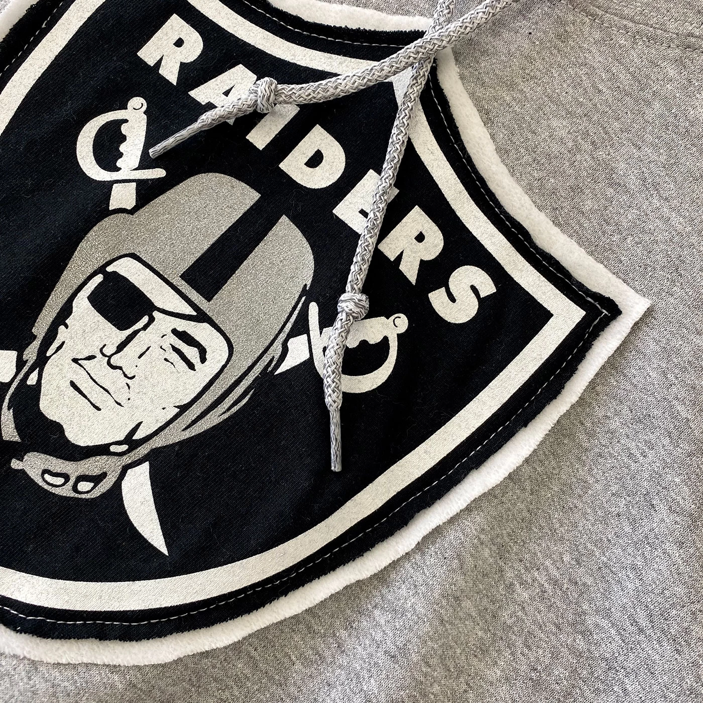 RAIDERS UNISEX SHIELD HOOD 5 RAIDERS UNISEX SHIELD HOOD - Image 3